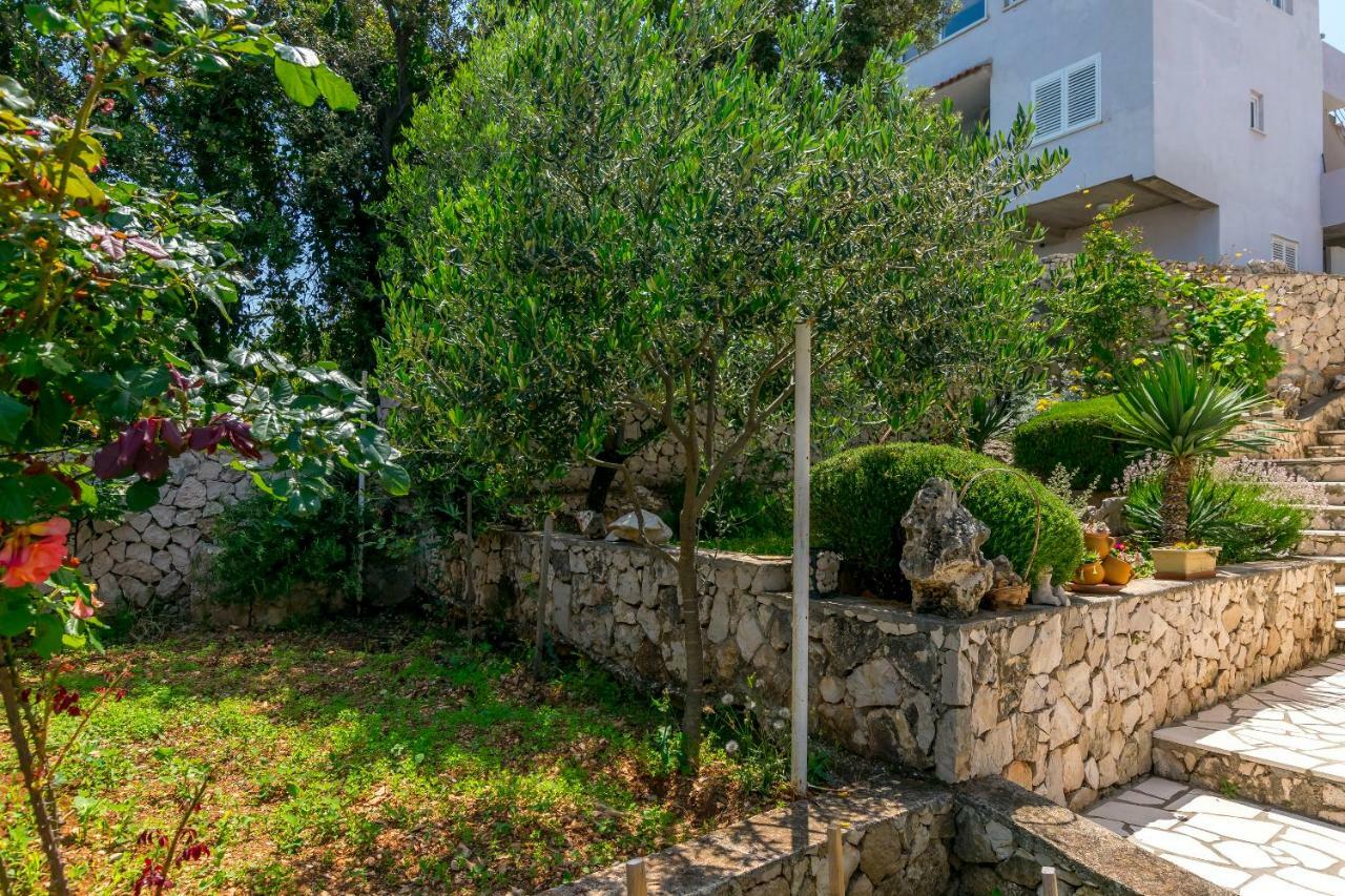 Apartments Bozo Ражань Экстерьер фото
